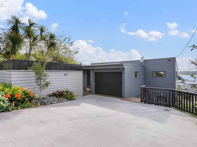 53 Ardern Avenue, Stanmore Bay