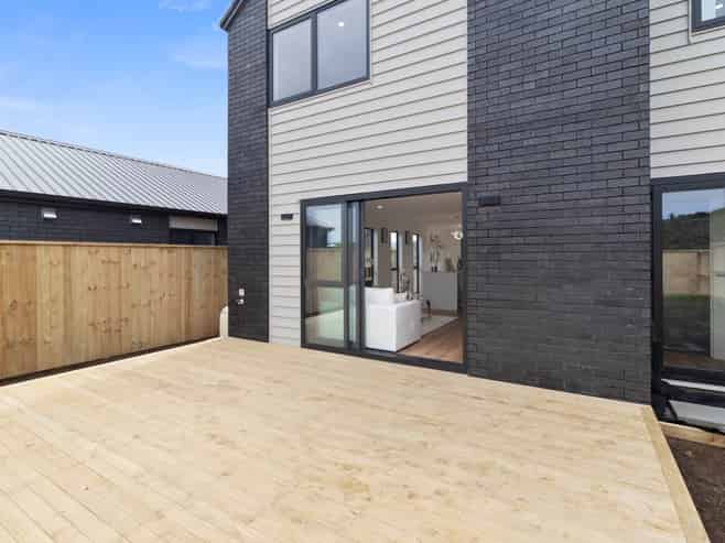 113 John Main Drive, Ramarama