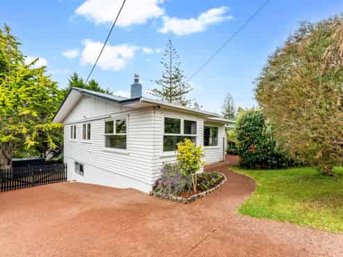 56 Taupo Street, Green Bay