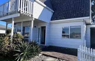 399 Welcome Bay Road, Welcome Bay