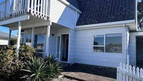 399 Welcome Bay Road, Welcome Bay