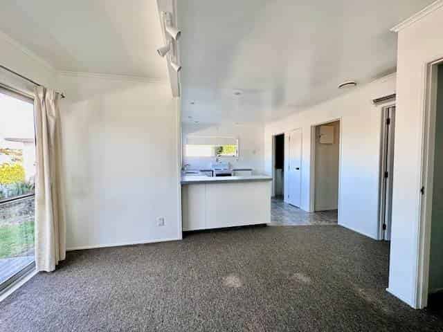 399 Welcome Bay Road, Welcome Bay