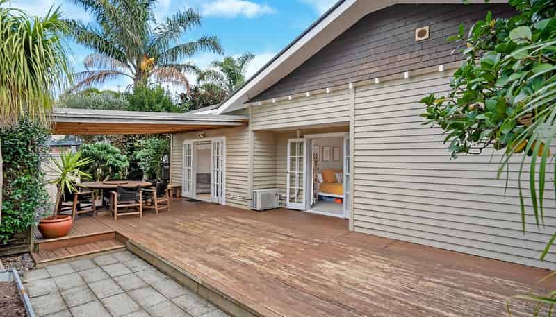 8 Oregon Avenue, Avondale