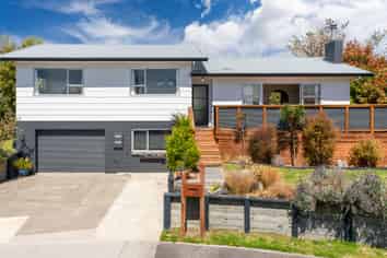 14 Kempton Place, RICHMOND HEIGHTS