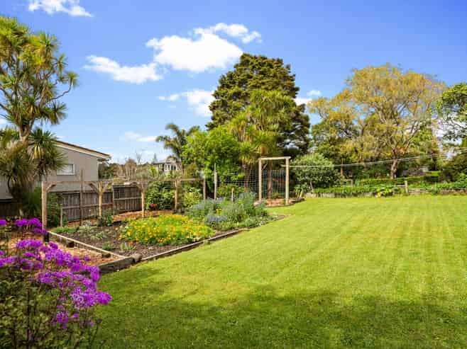 32 Holland Road, Hillcrest