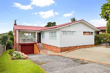 32 Holland Road, Hillcrest