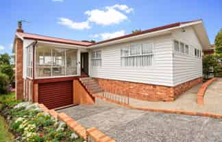 32 Holland Road, Hillcrest