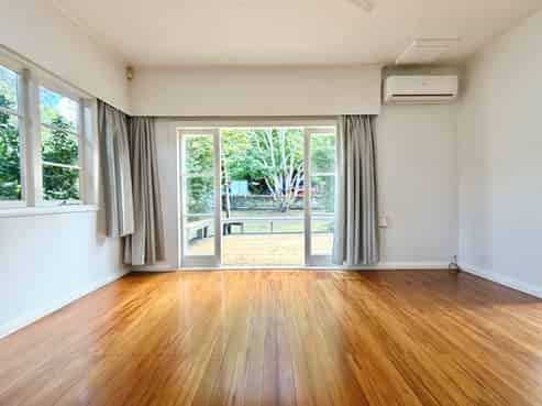 67 Tiverton Road, Avondale