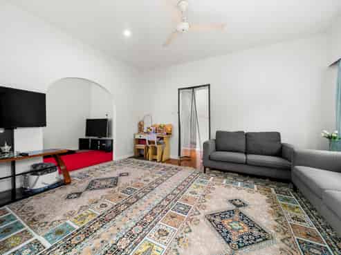 67 Tiverton Road, Avondale