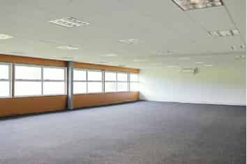 Flexible Office Layout Options