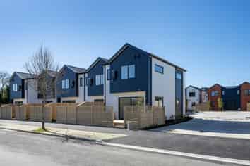 2/6 Fend Street, Chartwell