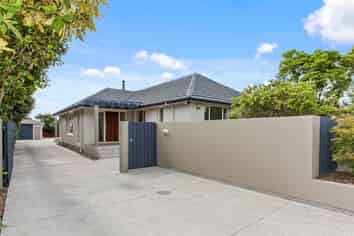 204 Avonhead Road, Avonhead