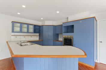 204 Avonhead Road, Avonhead