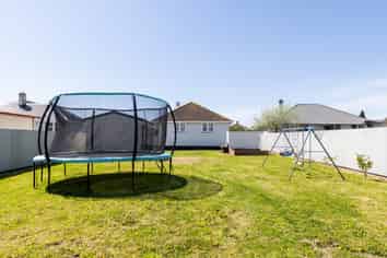 11 Massey Crescent, Marewa