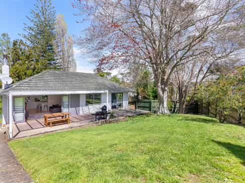 64 Taupo Street, Green Bay