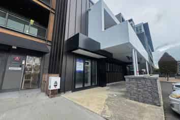 Modern Café Opportunity Near Ellerslie Station