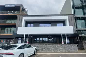 Modern Café Opportunity Near Ellerslie Station