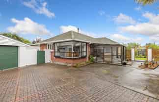 11 Logie Place, Bromley