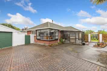 11 Logie Place, Bromley