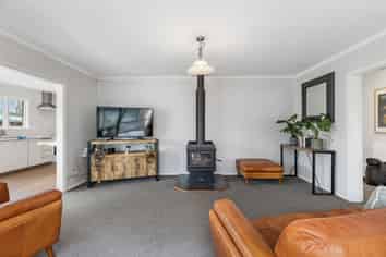 11 Logie Place, Bromley