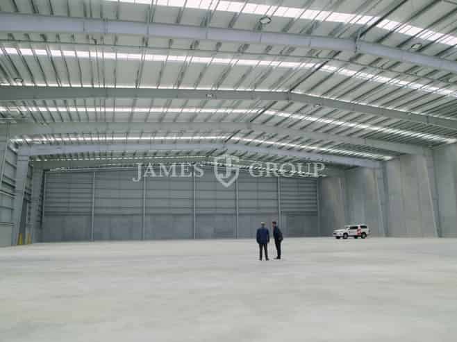 A-Grade Wiri Facility with Canopy & Yard