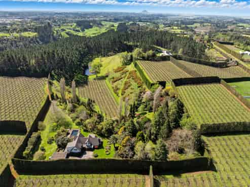 354  Joyce Road, Pyes Pa