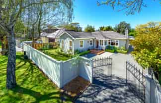 25 Thorrington Road, Cashmere