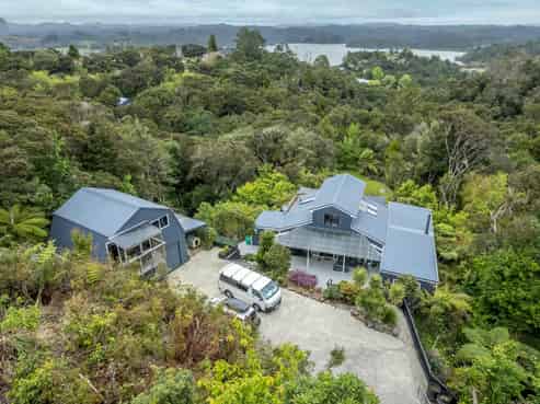 9 Oromahoe Road, Opua