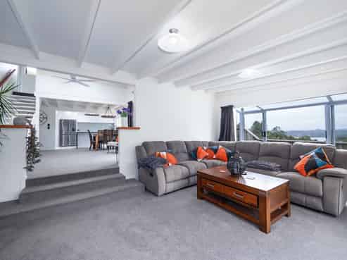 9 Oromahoe Road, Opua