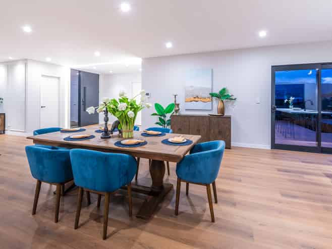 25 Meadows Drive, Clevedon