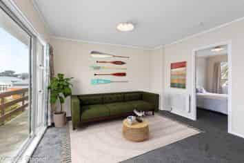 3/154 Onepu Road, Lyall Bay