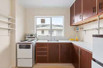 3/154 Onepu Road, Lyall Bay