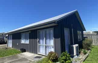 61 Lipscombe Crescent, Havelock North