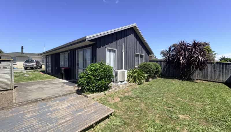 61 Lipscombe Crescent, Havelock North