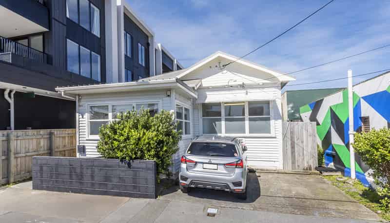 62 Rongotai Road, Kilbirnie