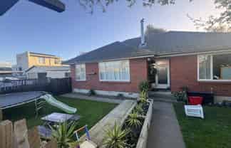 127 Gayhurst Road, Dallington