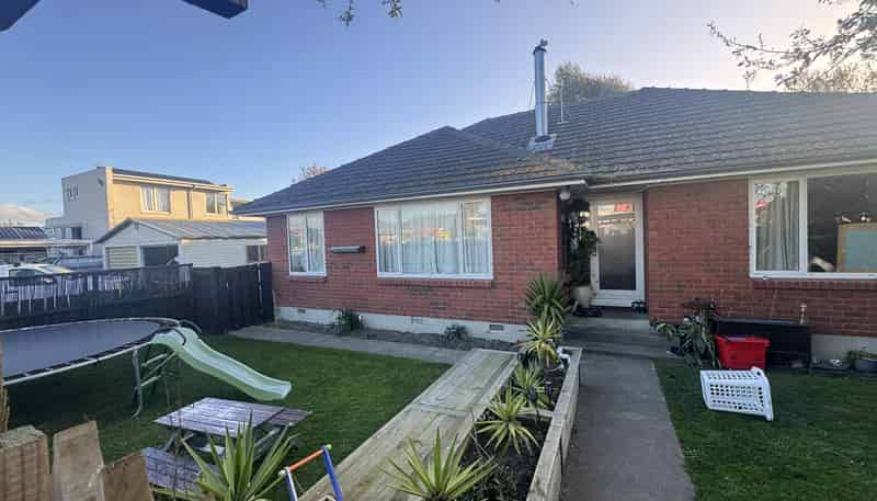 127 Gayhurst Road, Dallington