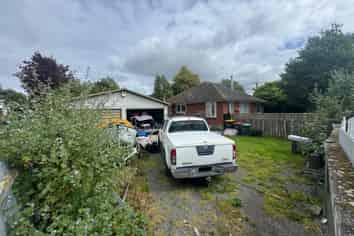 127 Gayhurst Road, Dallington