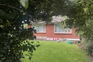 127 Gayhurst Road, Dallington