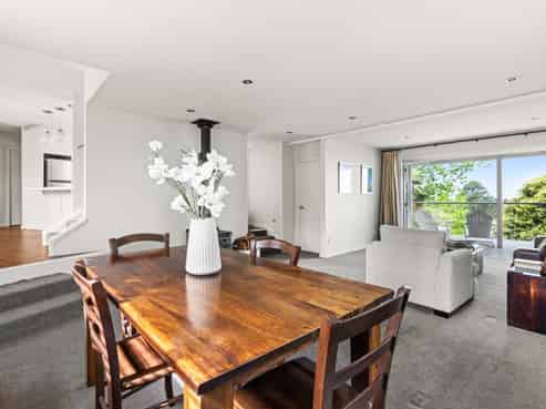 33 Simla Terrace, Hospital Hill