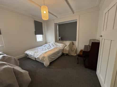 2 Devon Road, Springvale