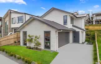 10 Pakirikiri Street, Long Bay