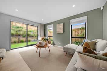 10 Pakirikiri Street, Long Bay