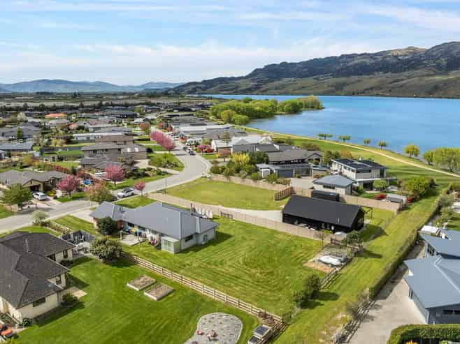 8 De Bettencor Place, Mount Pisa, Cromwell
