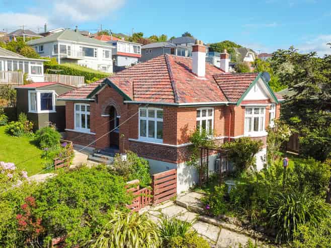 56 Middleton Road, Kew