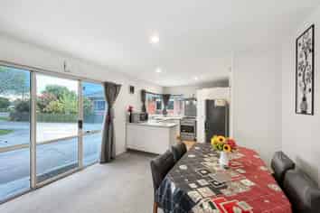 2/479 Main South Road, Hornby