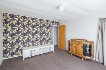 61 Davidson Crescent, Tawa