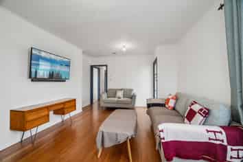 57 Meadowbank Crescent, Fordlands