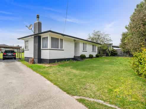57 Meadowbank Crescent, Fordlands