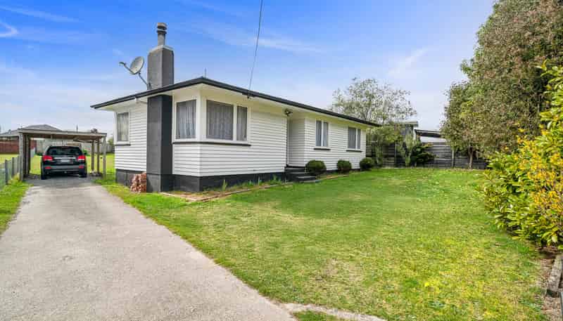 57 Meadowbank Crescent, Fordlands
